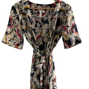 Elegant Feather Print Women's Robe - Washable Silk - EUC